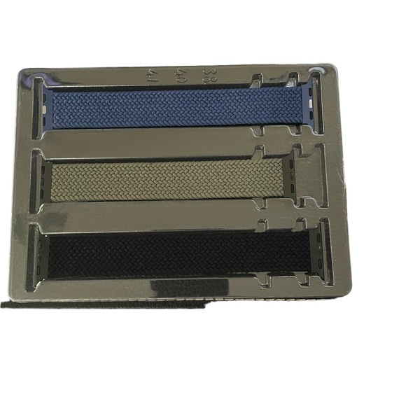 Apple Watch Sports Bands Size Medium 38/40/41mm - Picture 1 of 2